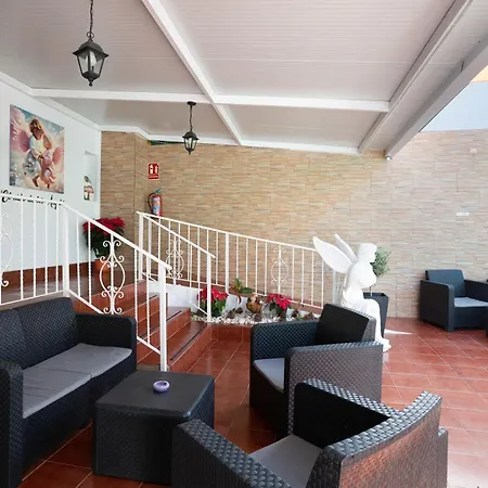 El Nido De Angeles 普拉亚戴尔雷安格莱斯